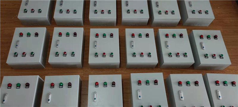 智能聯(lián)動(dòng)控制箱